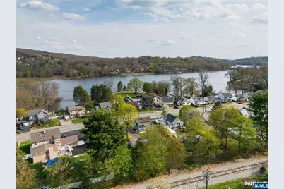 100 Pierson Miller Drive D53 #D53, Pompton Lakes, NJ 07442 - Photo 19