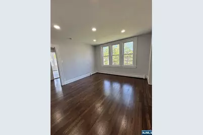 240 E Forest Avenue 2 #2, Teaneck Township, NJ 07666 - Photo 5