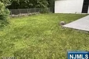 743 Newcomb Rd, Ridgewood, NJ 07450 - Photo 17