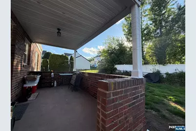 165 Oak Grove Avenue, Hasbrouck Heights, NJ 07604 - Photo 33