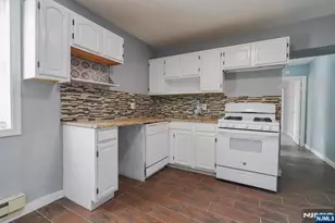 600 N 6th, Newark, NJ 07107 - Photo 7