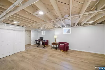 42 Spring Valley Avenue, Hackensack, NJ 07601 - Photo 25