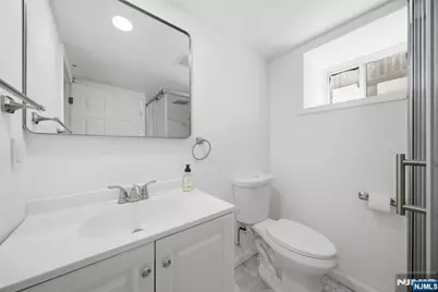 42 Spring Valley Avenue, Hackensack, NJ 07601 - Photo 29