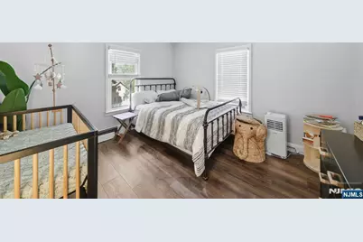 42 Spring Valley Avenue, Hackensack, NJ 07601 - Photo 15