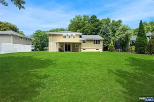 13 Lake Dr, Westwood, NJ 07675 - Photo 5
