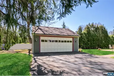 133 N Pleasant Avenue, Ridgewood, NJ 07450 - Photo 49