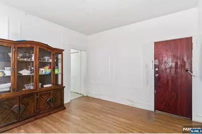 318 Ellery Avenue, Newark, NJ 07106 - Photo 7