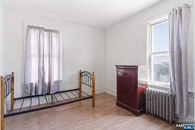 318 Ellery Avenue, Newark, NJ 07106 - Photo 11