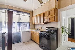 318 Ellery Ave, Newark, NJ 07106 - Photo 17