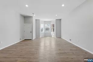 327 S Orange Ave 1, Newark, NJ 07103 - Photo 5
