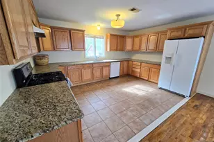 598 Broad St, Carlstadt, NJ 07072 - Photo 5
