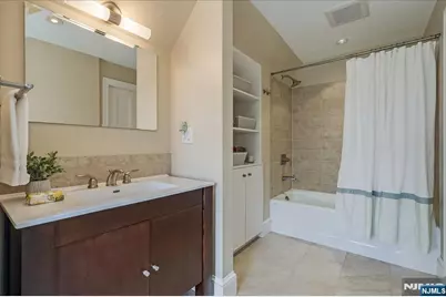 41 Oakwood Avenue, Montclair, NJ 07043 - Photo 27