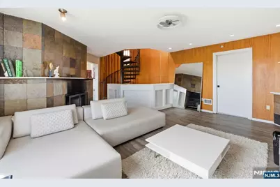 36 Mountainside Park Terrace, Montclair, NJ 07043 - Photo 7