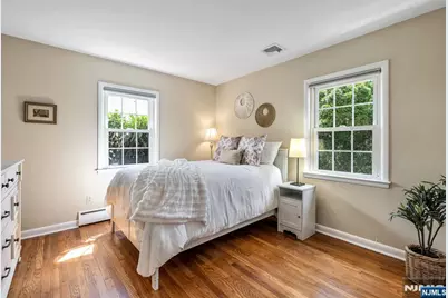 26 Addison Place, Ho Ho Kus, NJ 07423 - Photo 11