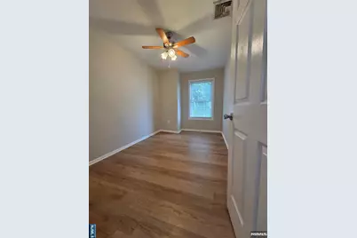 22 Broadway 2 #2, Hackensack, NJ 07601 - Photo 7