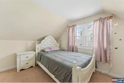 186 10th Avenue, Hawthorne, NJ 07506 - Photo 15