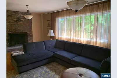 126 Hawthorne Avenue, Park Ridge, NJ 07656 - Photo 5