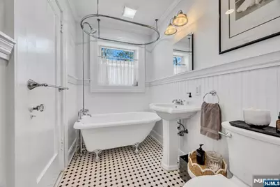 516 Centre Street, South Orange, NJ 07079 - Photo 21