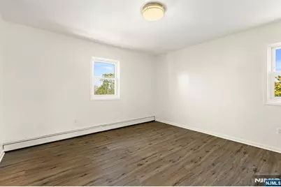 184 Central Lane 2 #2, Secaucus, NJ 07094 - Photo 13