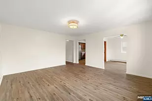 184 Central Ln 2, Secaucus, NJ 07094 - Photo 5