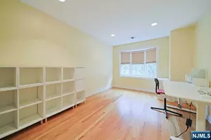 2 Candlewood Dr, Old Tappan, NJ 07675 - Photo 27