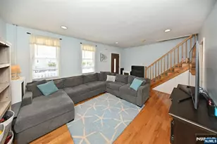 34 Gordon St, Ridgefield Park, NJ 07660 - Photo 3