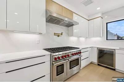 51 Albany Avenue, Nutley, NJ 07110 - Photo 23