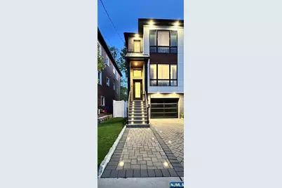 414 Lawton Avenue, Cliffside Park, NJ 07010 - Photo 3