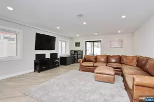 414 Lawton Ave, Cliffside Park, NJ 07010 - Photo 37