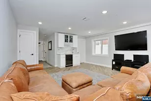 414 Lawton Ave, Cliffside Park, NJ 07010 - Photo 39