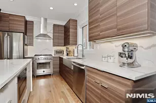 414 Lawton Ave, Cliffside Park, NJ 07010 - Photo 21