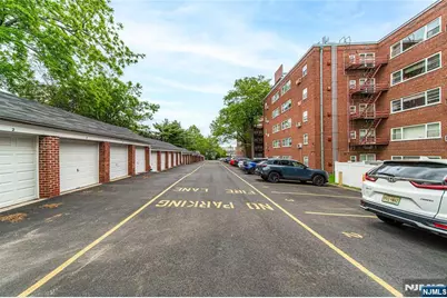 1565 Center Avenue 3D #3D, Fort Lee, NJ 07024 - Photo 25