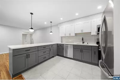 1565 Center Avenue 3D #3D, Fort Lee, NJ 07024 - Photo 7