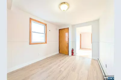 762 Cleveland Avenue 2 #2, Harrison, NJ 07029 - Photo 5