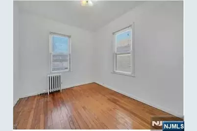 649 New Jersey Avenue, Lyndhurst Township, NJ 07071 - Photo 23