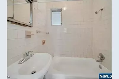 649 New Jersey Avenue, Lyndhurst Township, NJ 07071 - Photo 25