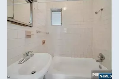 649 New Jersey Avenue, Lyndhurst Township, NJ 07071 - Photo 25