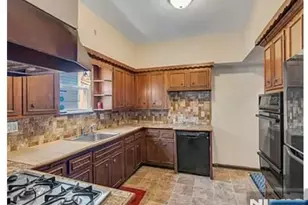 649 New Jersey Ave, Lyndhurst Township, NJ 07071 - Photo 9