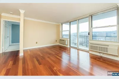 300 Main Street 915 #915, Little Falls Township, NJ 07424 - Photo 11