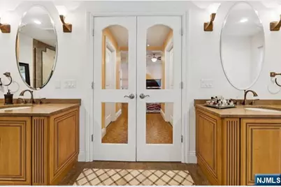 324 Lake Street, Upper Saddle River, NJ 07458 - Photo 35