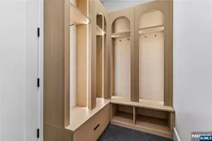 395 Hickory Ave, Paramus, NJ 07652 - Photo 29