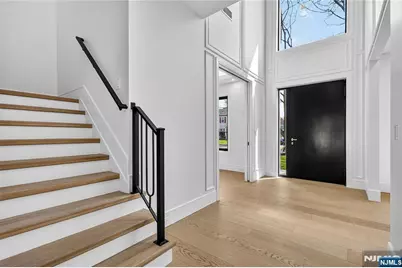 395 Hickory Avenue, Paramus, NJ 07652 - Photo 3