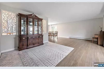 44 Deerfield Terrace, Mahwah, NJ 07430 - Photo 9