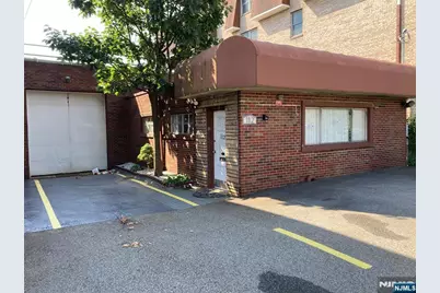 112 Palisade Avenue, Cliffside Park, NJ 07010 - Photo 9