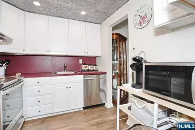 550 Fairview Avenue 308 #308, Westwood, NJ 07675 - Photo 17