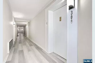 550 Fairview Avenue 308 #308, Westwood, NJ 07675 - Photo 5