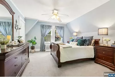 243 Lincoln Avenue, Ridgewood, NJ 07450 - Photo 29