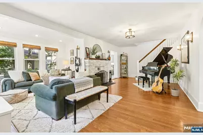 243 Lincoln Avenue, Ridgewood, NJ 07450 - Photo 5