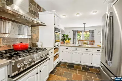 243 Lincoln Avenue, Ridgewood, NJ 07450 - Photo 13