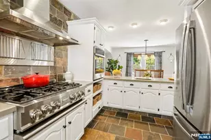 243 Lincoln Ave, Ridgewood, NJ 07450 - Photo 13